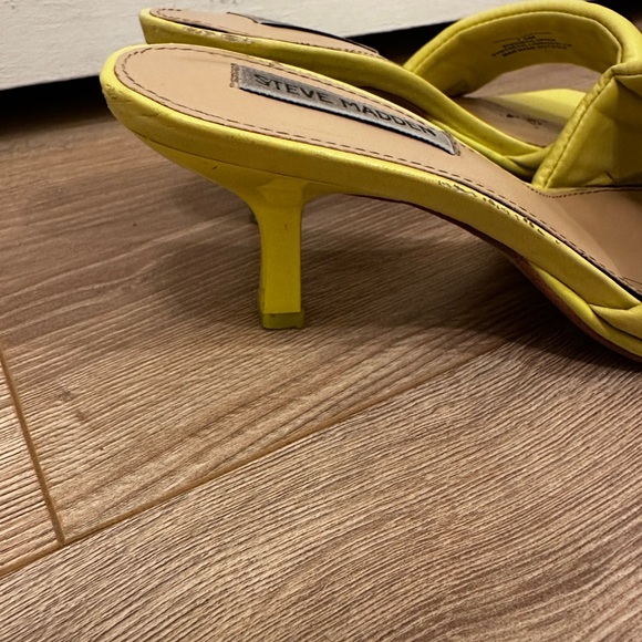 Heels - Picture 3 of 4